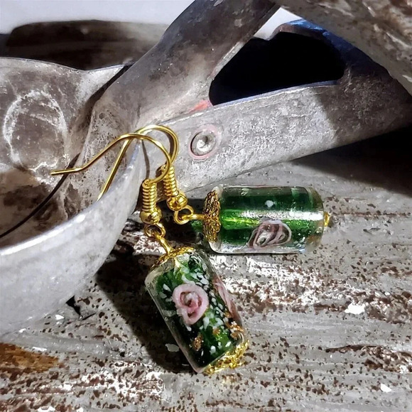 Green Murano Lampwork Glass Vintage Beads with Flower Inside Earrings - Picture 4 of 11